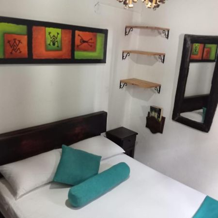 Santander Aleman Hostel San Gil Exterior foto