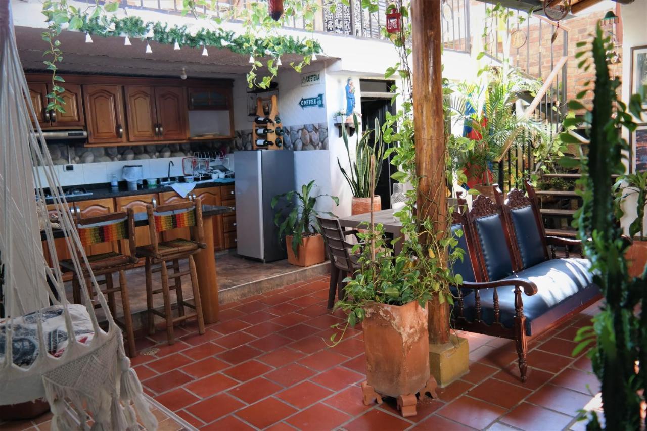 Santander Aleman Hostel San Gil Exterior foto
